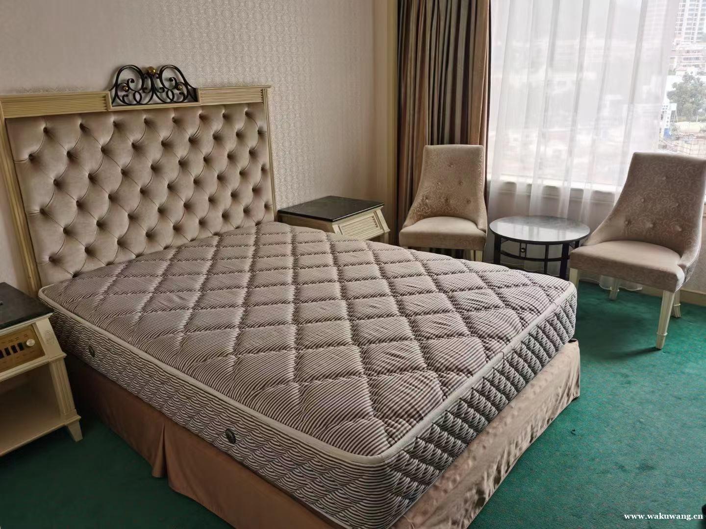 酒店二手床垫